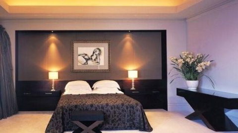 Kristees Interiors - Bet 4u 0