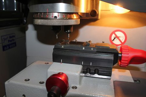 Hunter Locksmiths Services - Click Find 1