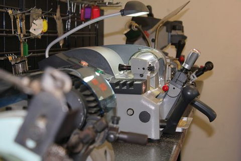 Hunter Locksmiths Services - Click Find 4