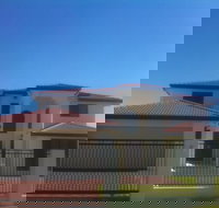 Guucci Roofing - Lawyer Find