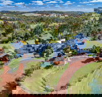 Chimes Spa Retreat - Click Find