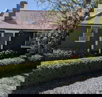 Alice's Cottages - Click Find