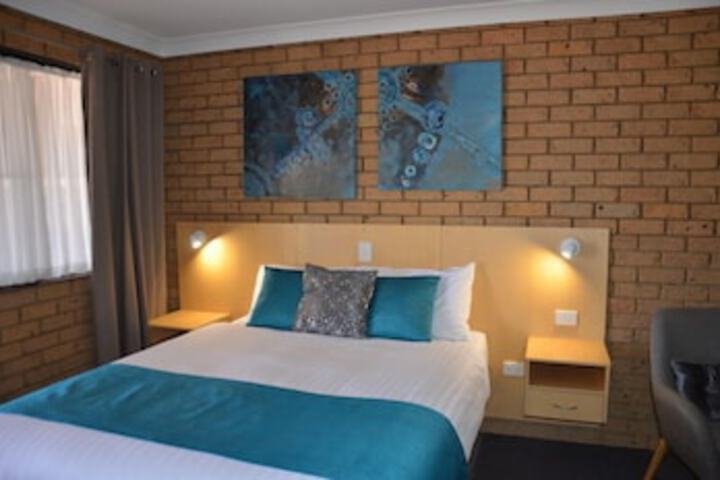 Wilsonton QLD Click Find