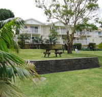 Aston Hill Motor Lodge - Click Find