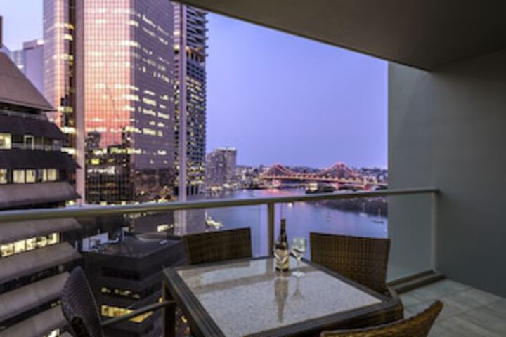 Accommodation Click Find