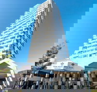Park Regis North Quay - Click Find