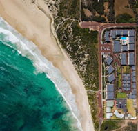 Smiths Beach Resort - Click Find