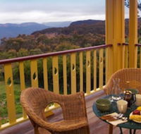 moments Mountain Retreat - Click Find