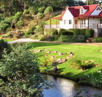 Crabtree River Cottages - Click Find