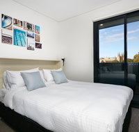 Veriu Camperdown - Click Find