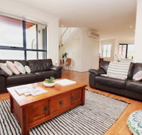 Ocean Whispers Cowes - Rejuvenate Stays - Click Find
