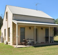 Madigan Wine Country Cottages - Lawyer Find