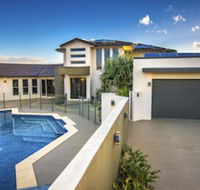 Island Getaway - Local Finder