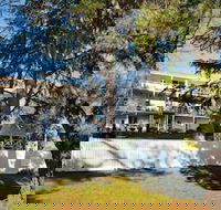 Lake Daylesford Apartments 5 - Lawyer Find