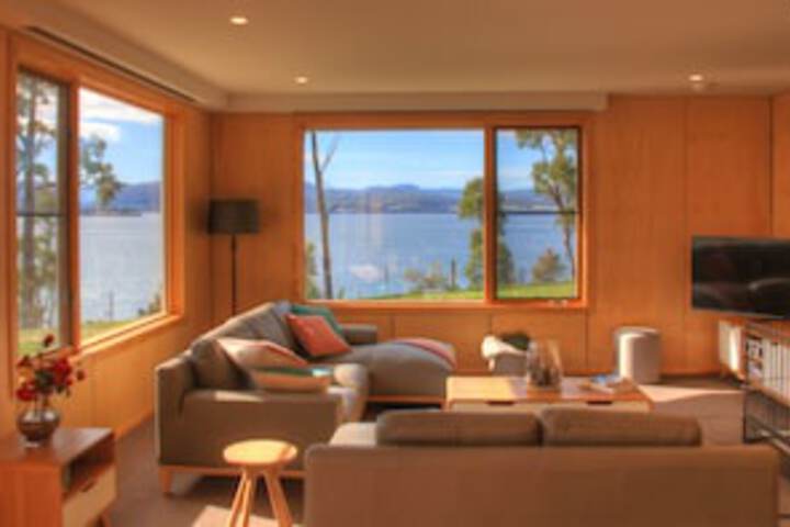 Brooks Bay TAS Click Find