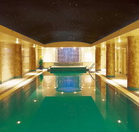 Radisson Hotel Suites Sydney - Click Find