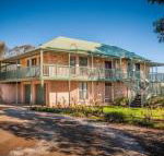 Lindsay House Homestead - Click Find