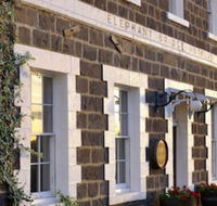 Elephant Bridge Hotel - Bridge Guide