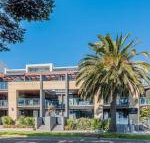 Cscape 3brm Apartment with a View - Lawyer Find