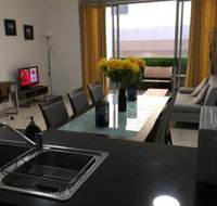 Sydney CBD 2 Story Central Aircon Family Home - Click Find