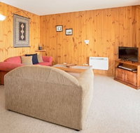 Seeblick 2 on Lake Jindabyne - Click Find