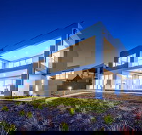 Sovereign Point on the Marina - Click Find