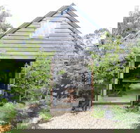Elm Cottage Barn - Click Find