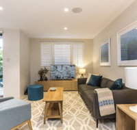Executive 2 Storey Apartment with Pool - Click Find