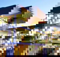 Maggies Beachfront Apt. 7 - Click Find