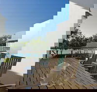 Maggies Beachfront Apt. 6 - Click Find