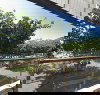 Maggies Beachfront Apt. 5 - Click Find