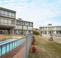 Kirwan Apartment 18 - Large Jindabyne Apartment - Click Find