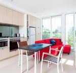 Amazing location 1BR apartment in Melbourne CBD - Click Find
