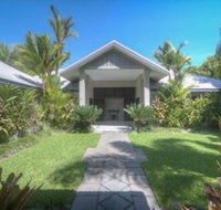 Tranquility By The Course Port Douglas - Click Find