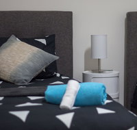 Readyset Townhouses on La Trobe - Click Find