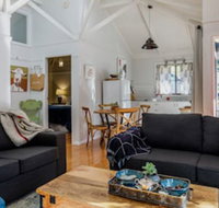 Bandalong Cottages - Click Find