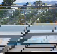 Summit 9 - Modern and stylish newly renovated apartment - Bridge Guide