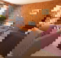 Seeblick 3 on Lake Jindabyne - Bridge Guide