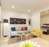 One Bedder With Pool Very Close to City - Click Find