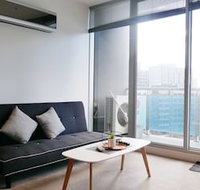 Modern 9 Verve Boutique Apartment - Click Find