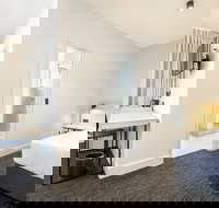 Nightcap at Chardons Corner Hotel - Bet 4u