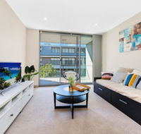 Spacious and Serene Apt in the Leafy Suburb - Bet 4u