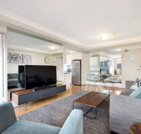 Darlinghurst 21 Crn Furnished Apartment - Click Find