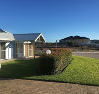 Golf and Beach Retreat - Lawyer Find