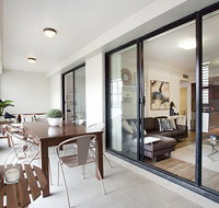 Urban Rest The Elizabeth 1 Bed - Click Find