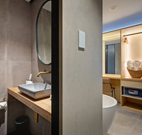 Zara Tower Hotel - Click Find