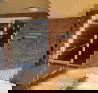 Best Western Casula Motor Inn - Click Find