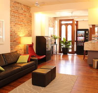Australian Sunrise Lodge - Click Find