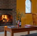 Linger Longer Vineyard Bed  Breakfast - Click Find