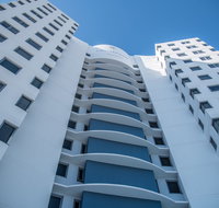 Centrepoint Holiday Apartments - Click Find